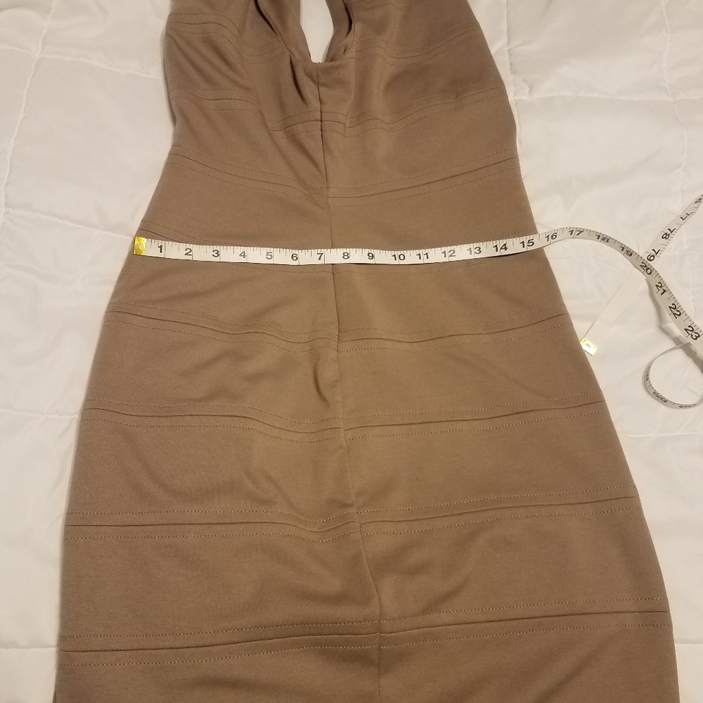 Dress - Picture 7 of 12